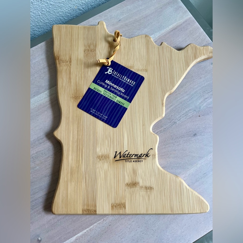 cutting serving board Totally Bamboo